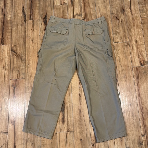 Duluth Trading Co. Men's 46 x 32 Flex Fire Hose Standard Fit Cargo Work Pants - Picture 5 of 7